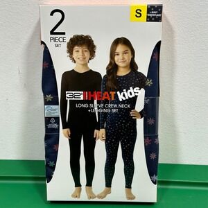 32 Degrees Heat Kids 2 Piece Thermal Set Navy Snowflake Size S 6/7 Base Layer
